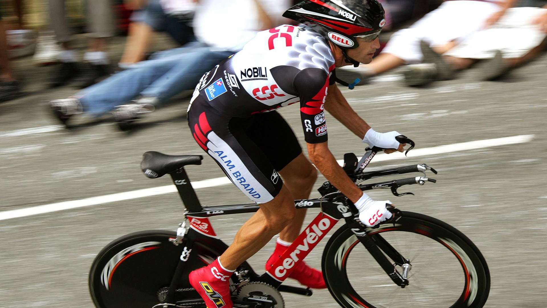 世界田径接力赛，中国女子4x100米闯进决赛，中国女子田径4_100接力